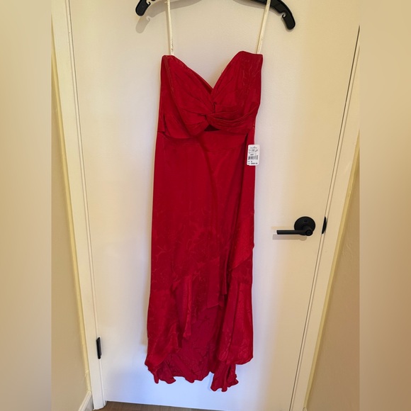 Shoshanna red satin dress 💃🏽 Size 8 NWT! - Picture 5 of 7